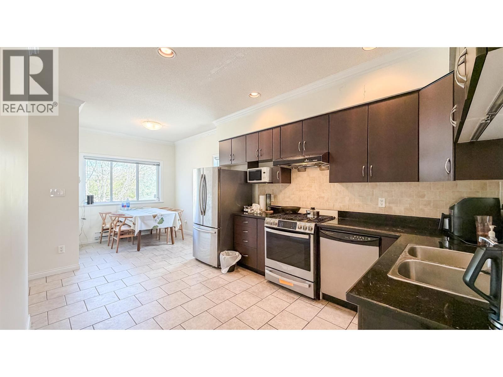 1 9420 Ferndale Road Property Photo 3