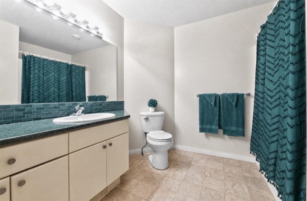 4484 210a Street Property Photo 14
