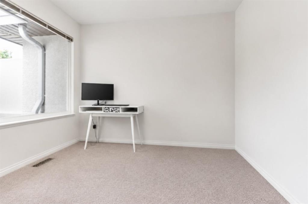 4484 210a Street Property Photo 24