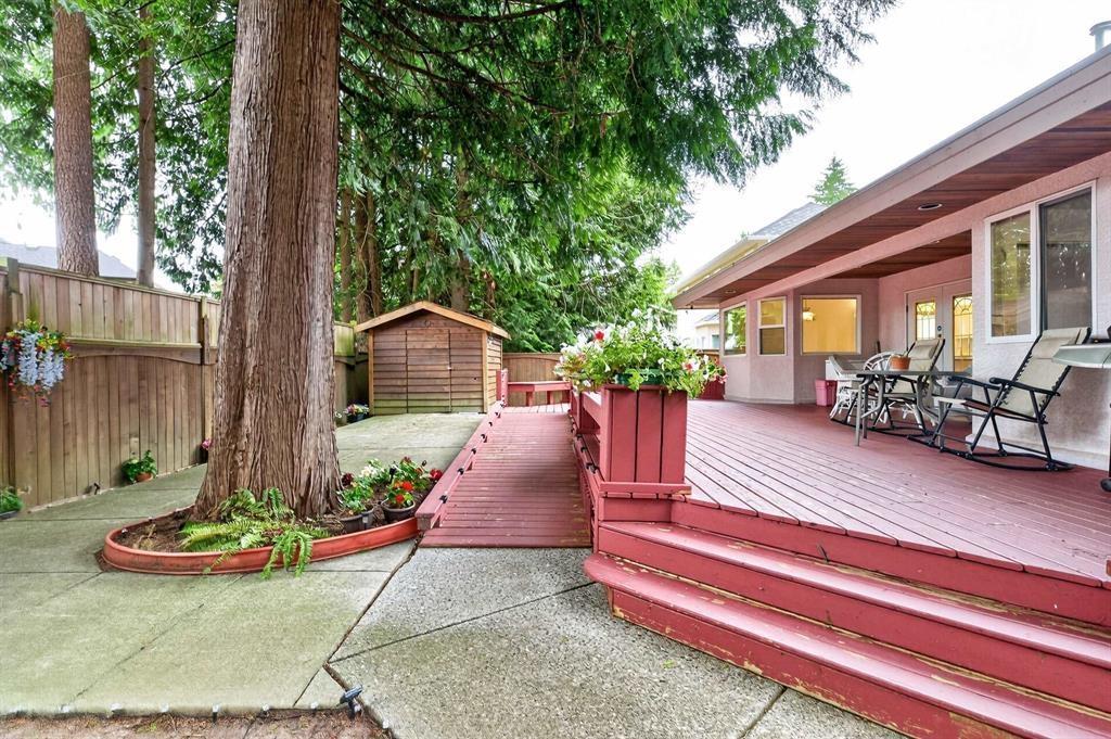 4484 210a Street Property Photo 32