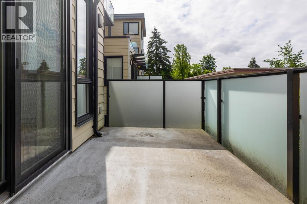 210 6533 Mckay Avenue Property Photo 19