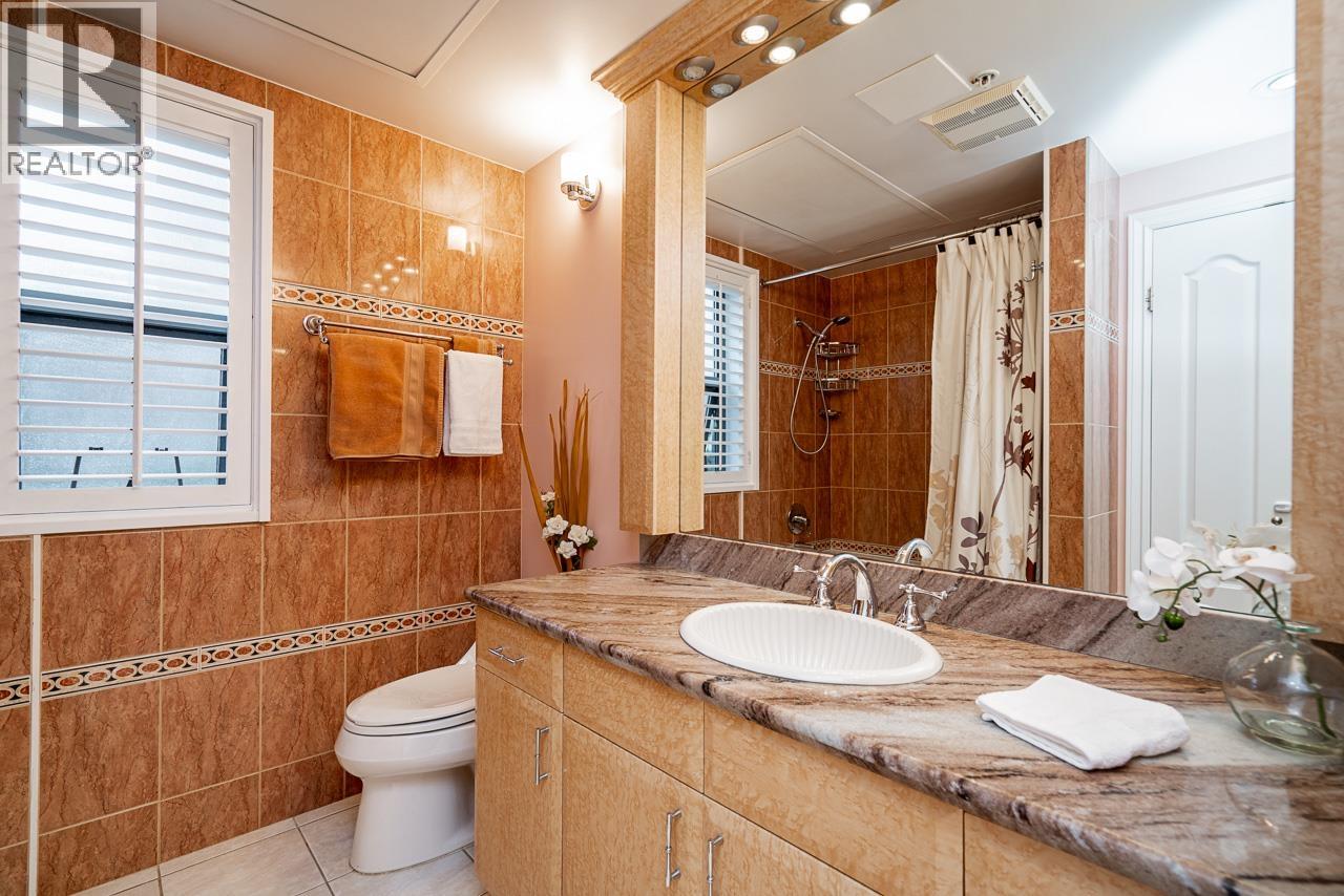 304 1233 Beach Avenue Property Photo 16