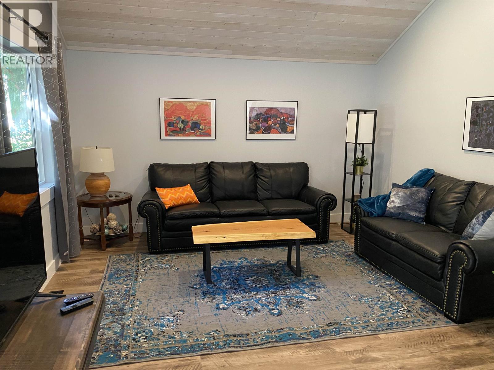 2448 First Avenue Property Photo 5