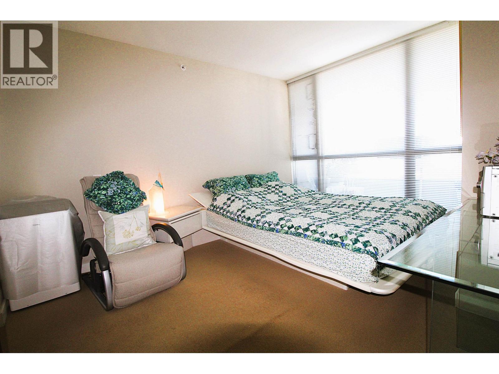 1106 9133 Hemlock Drive Property Photo 10