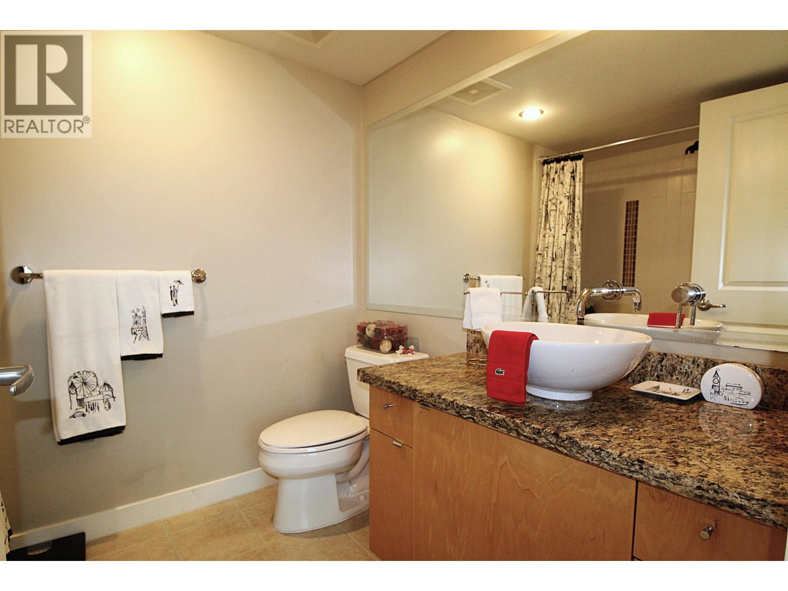 1106 9133 Hemlock Drive Property Photo 11