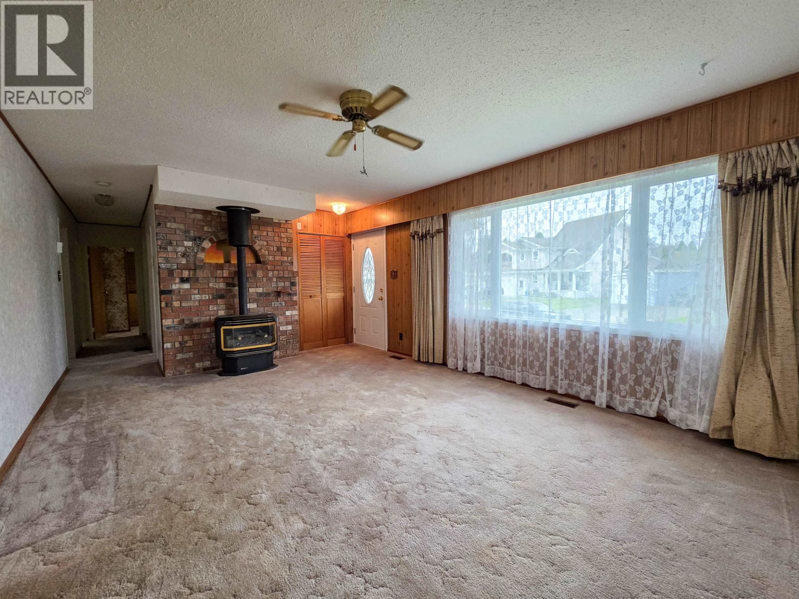 63 Okanagan Street Property Photo 5