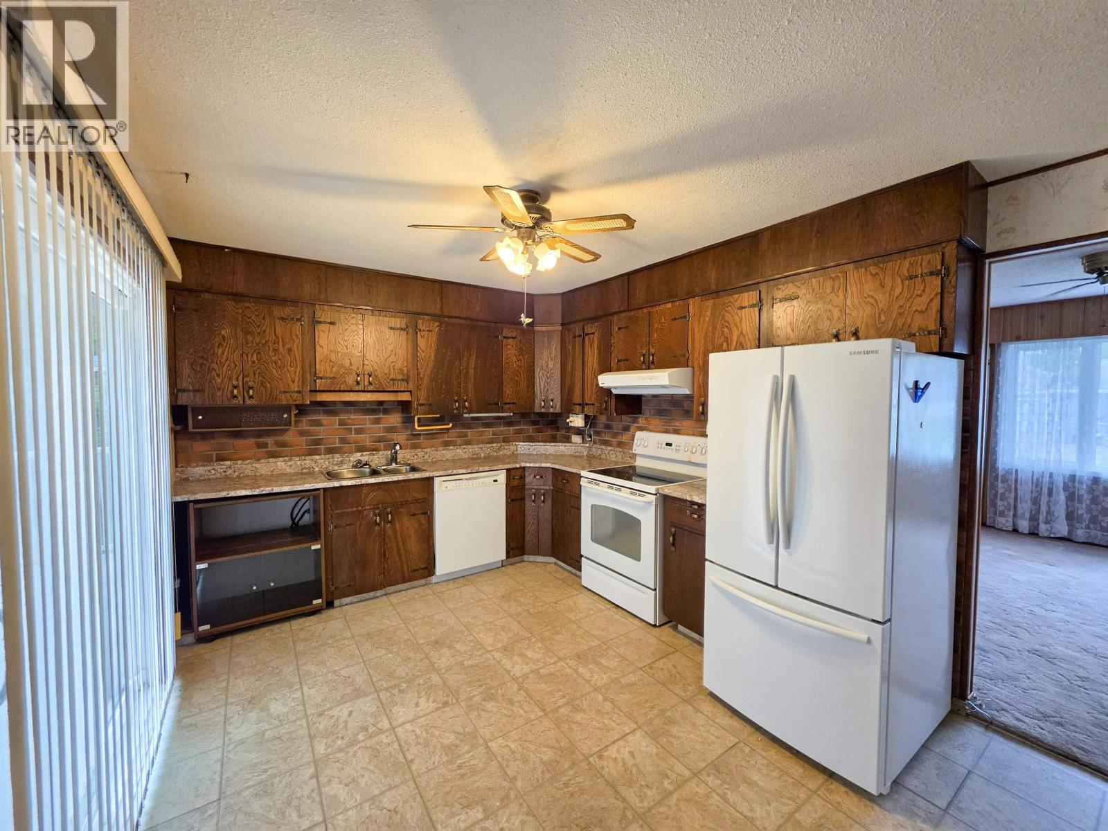 63 Okanagan Street Property Photo 6