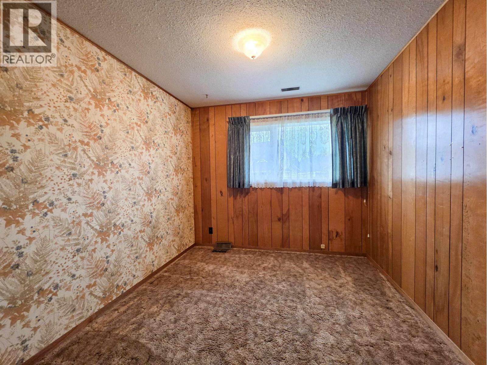 63 Okanagan Street Property Photo 10