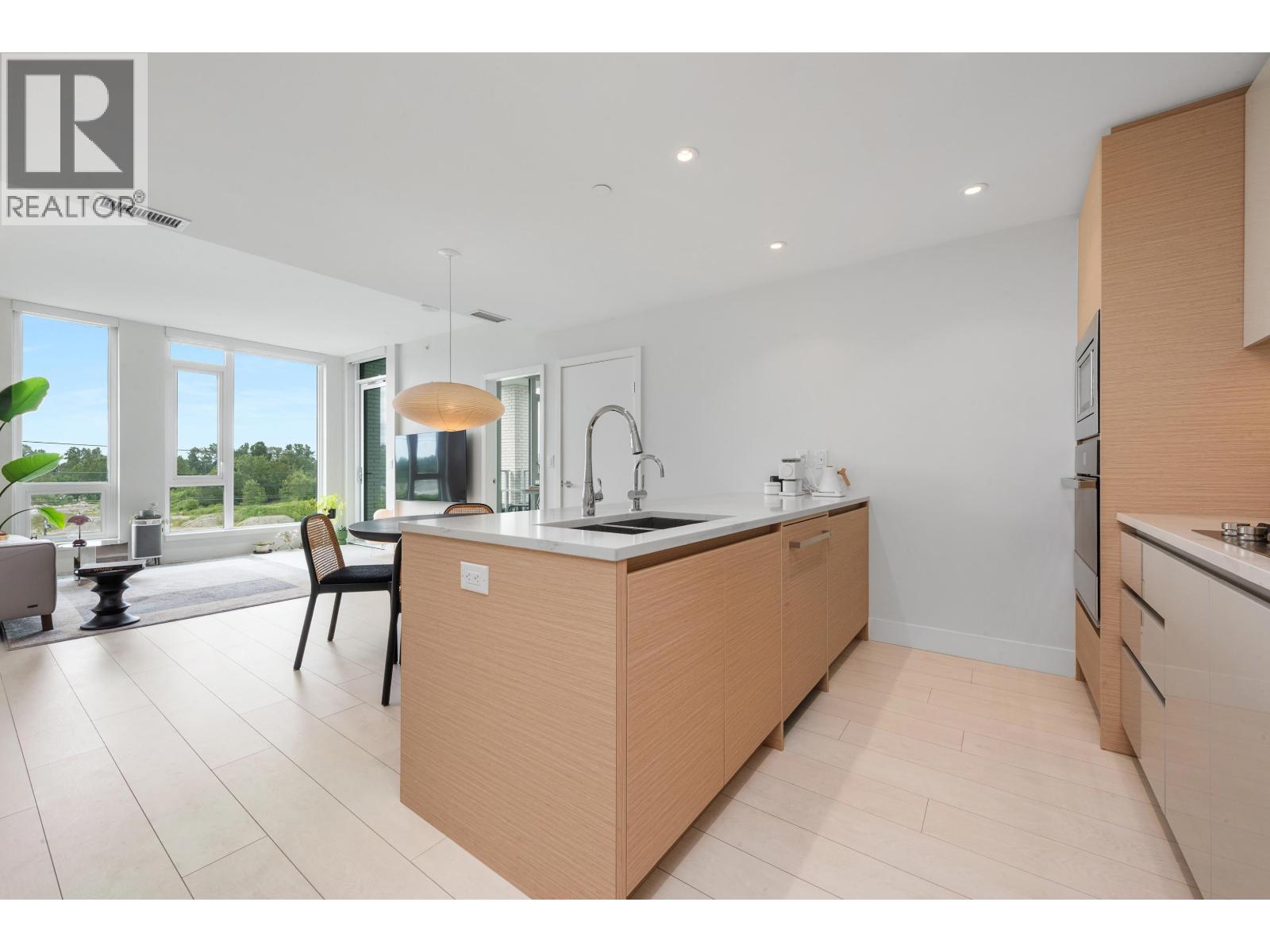 560 8575 Rivergrass Drive Property Photo 8