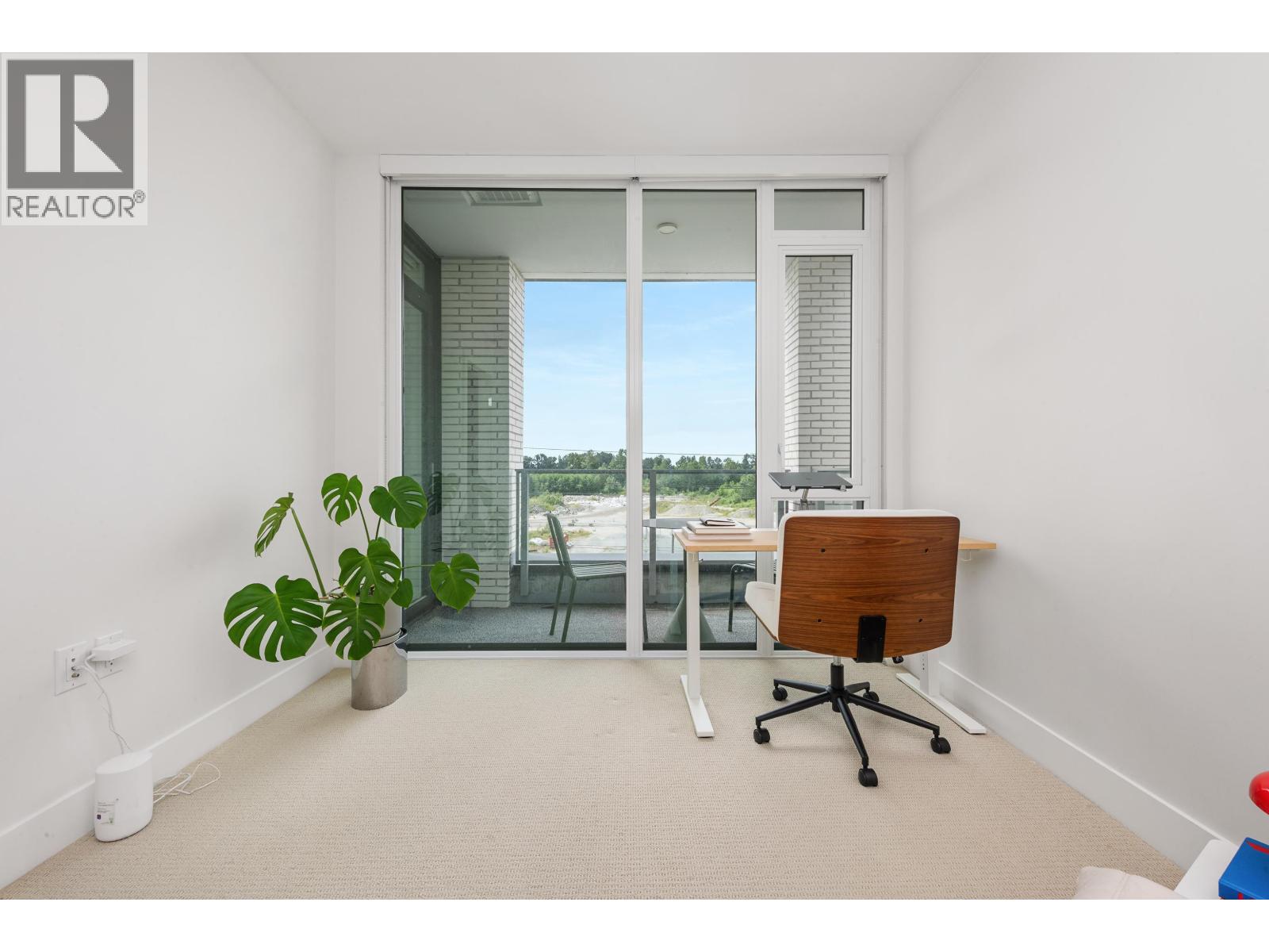 560 8575 Rivergrass Drive Property Photo 17