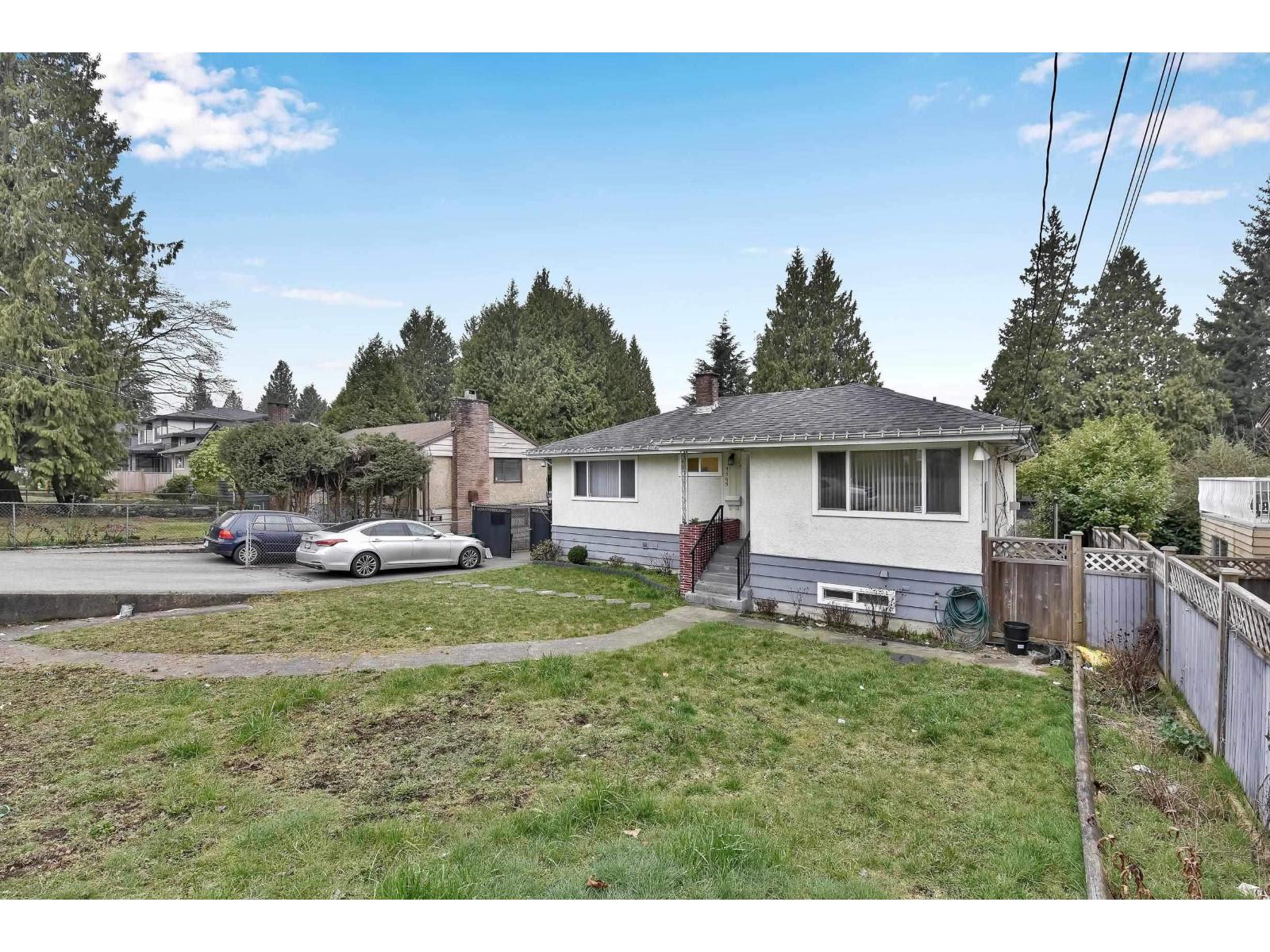 9565 116 Street Property Photo 6