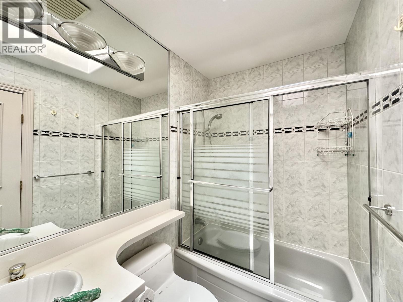 883 W 52 Avenue Property Photo 15