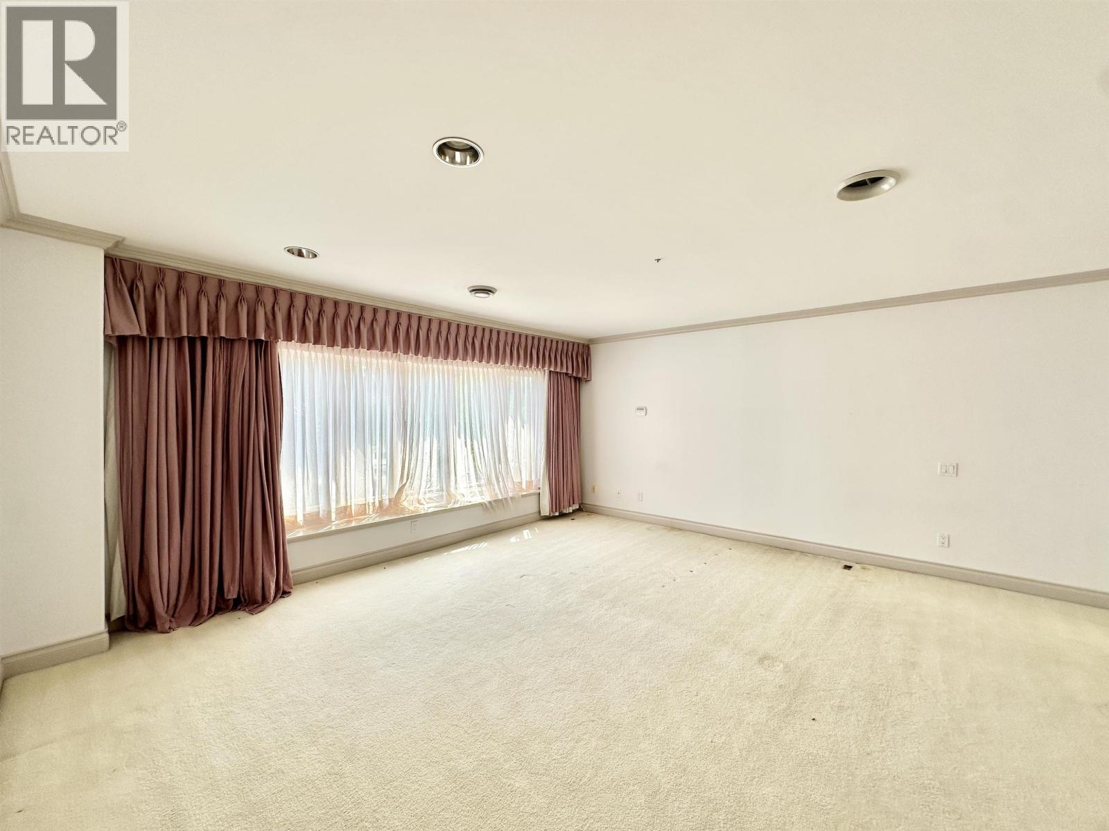 883 W 52 Avenue Property Photo 18