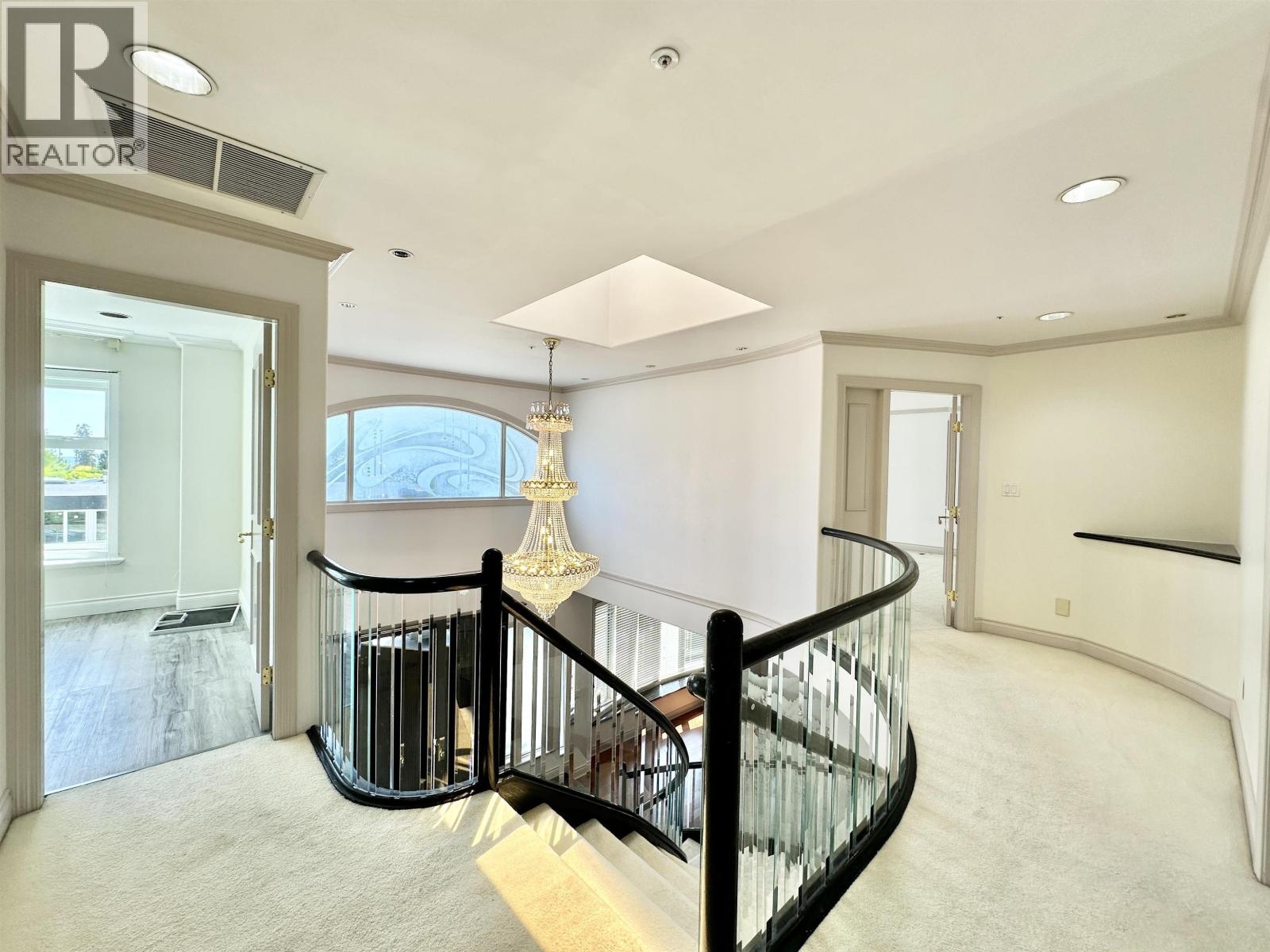 883 W 52 Avenue Property Photo 22