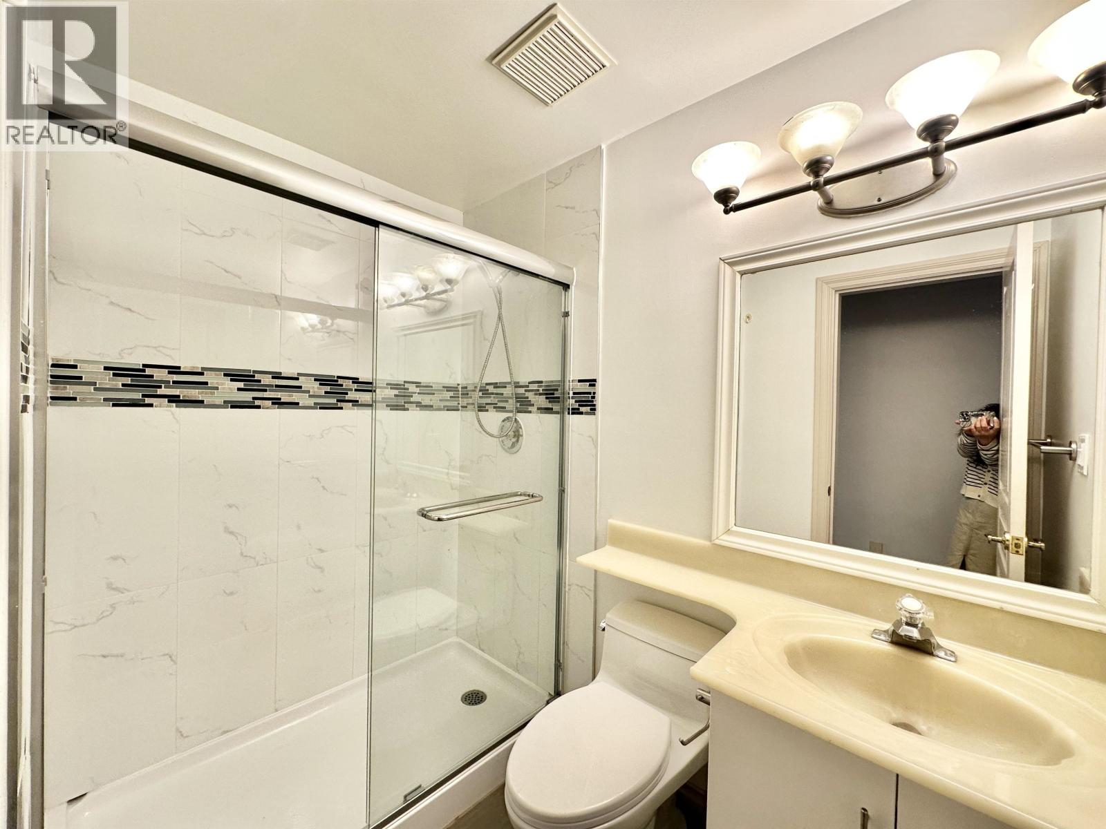 883 W 52 Avenue Property Photo 29
