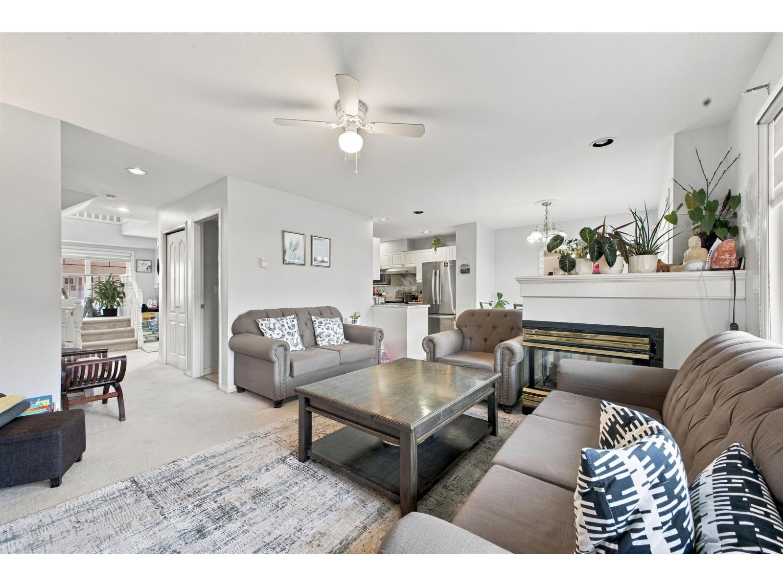18 8289 121a Street Property Photo 14