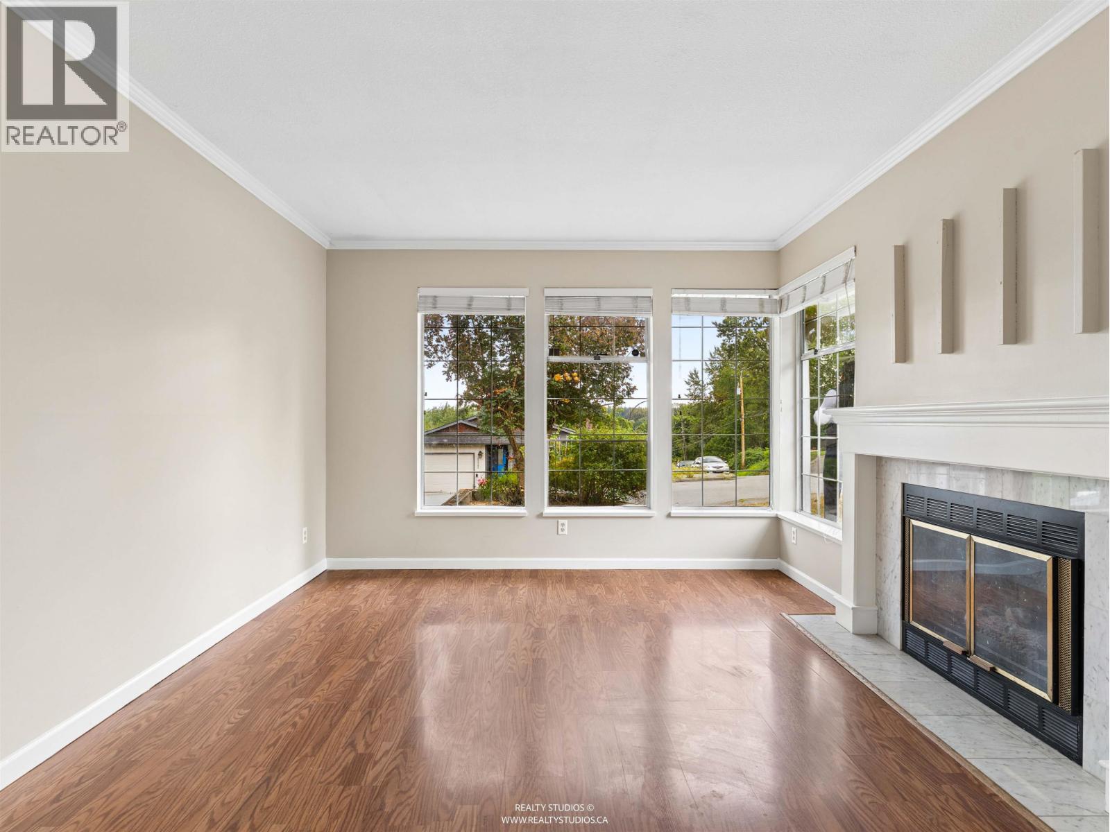 11638 225 Street Property Photo 2