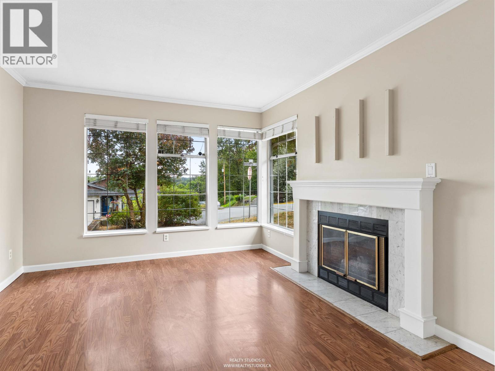 11638 225 Street Property Photo 4