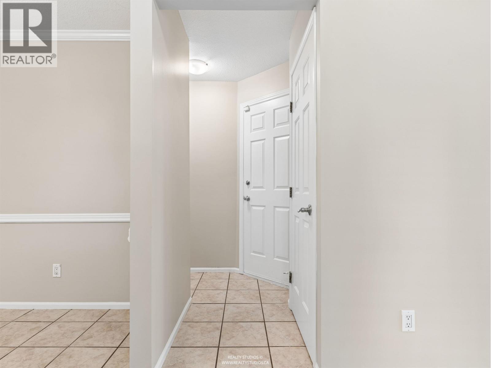 11638 225 Street Property Photo 24