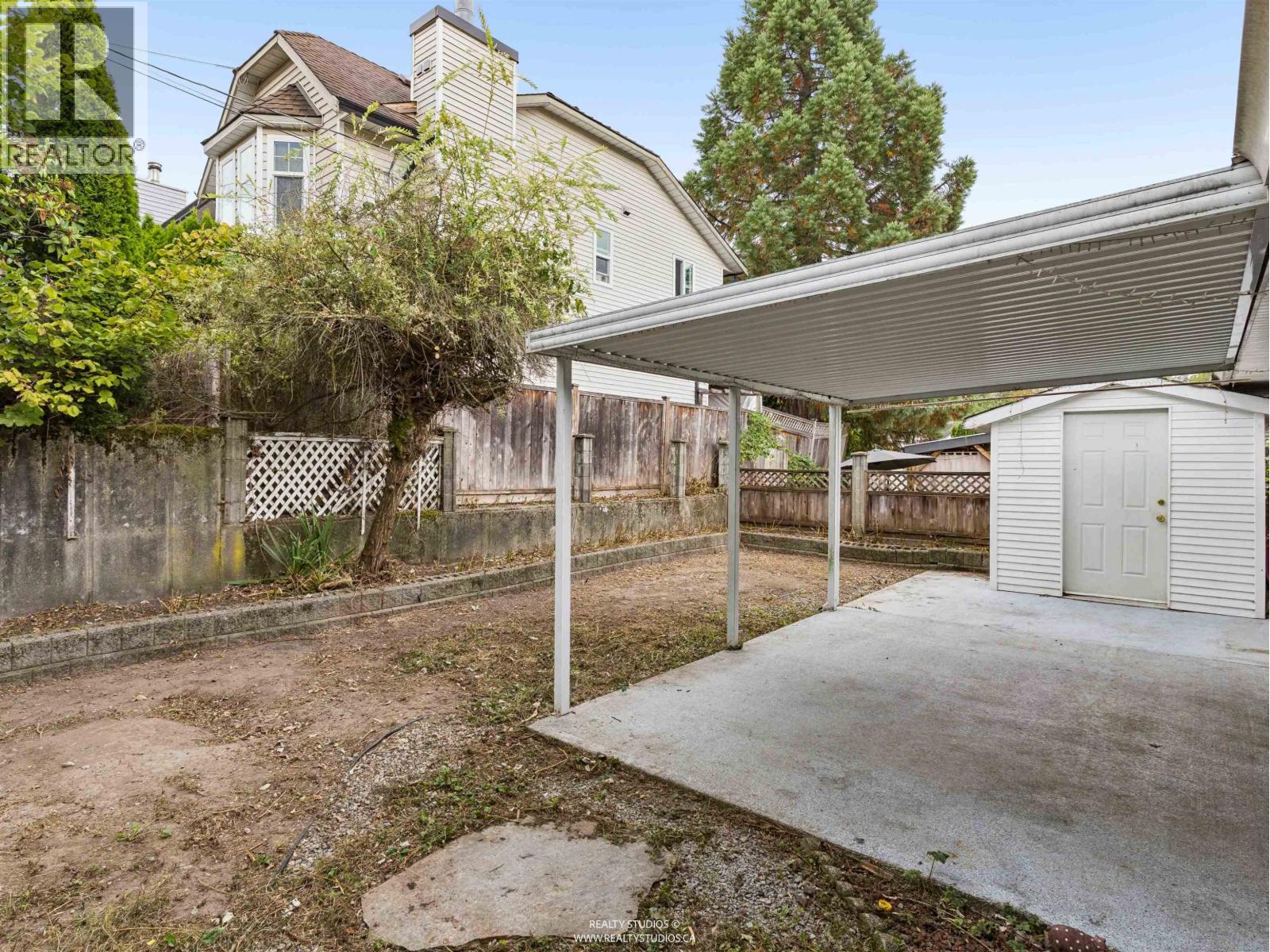11638 225 Street Property Photo 34