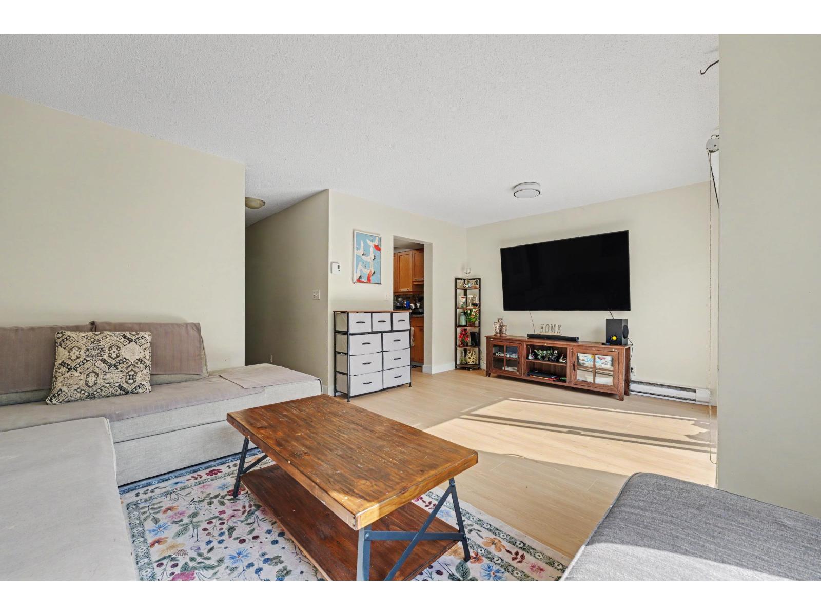 94 13880 74 Avenue Property Photo 4