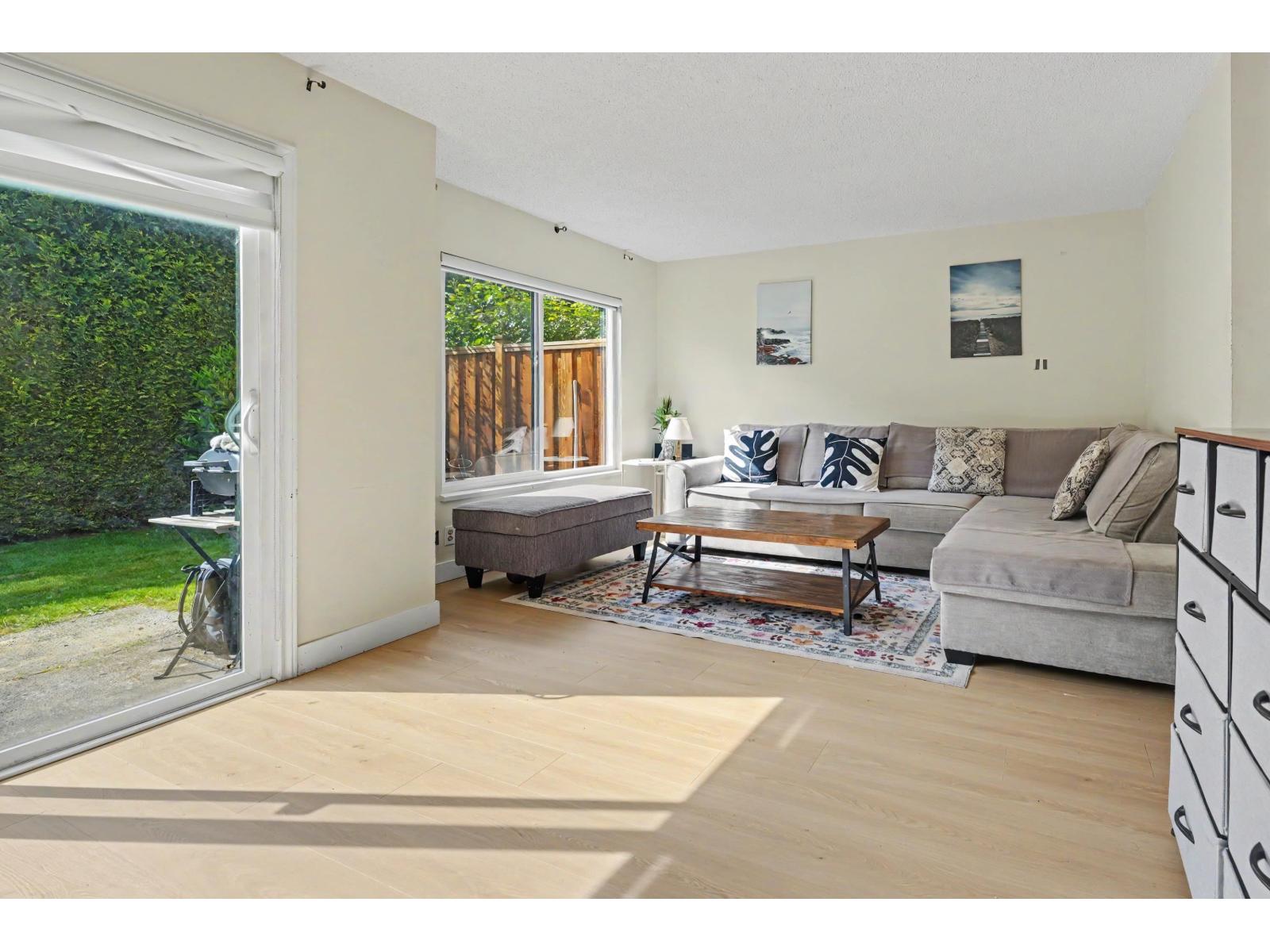94 13880 74 Avenue Property Photo 5