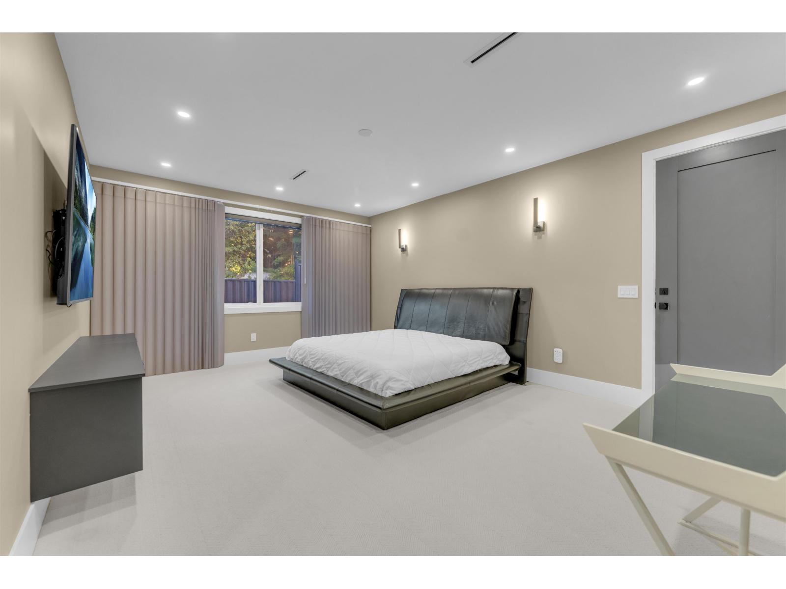 13390 112a Avenue Property Photo 35