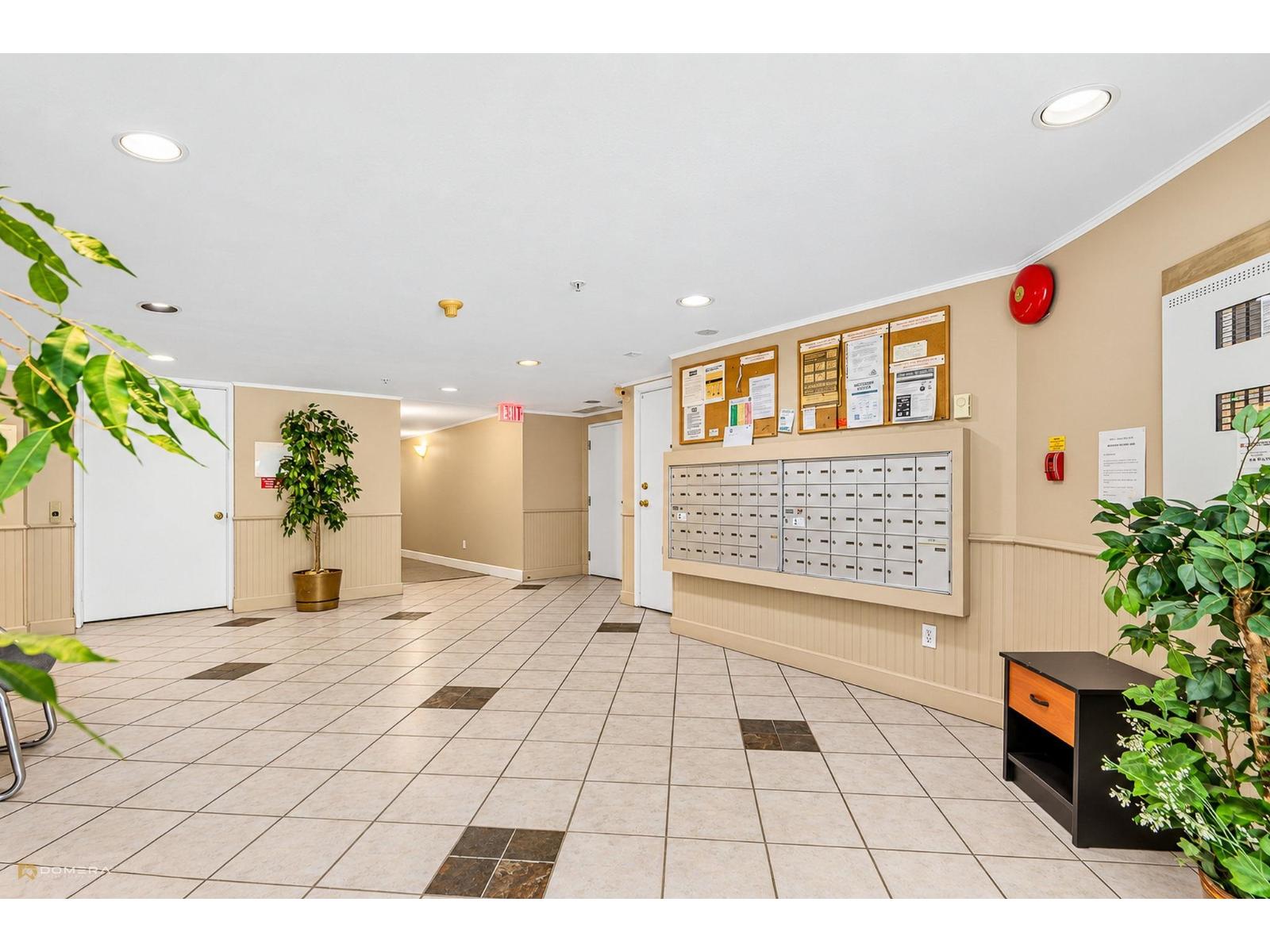 113 7505 138 Street Property Photo 4