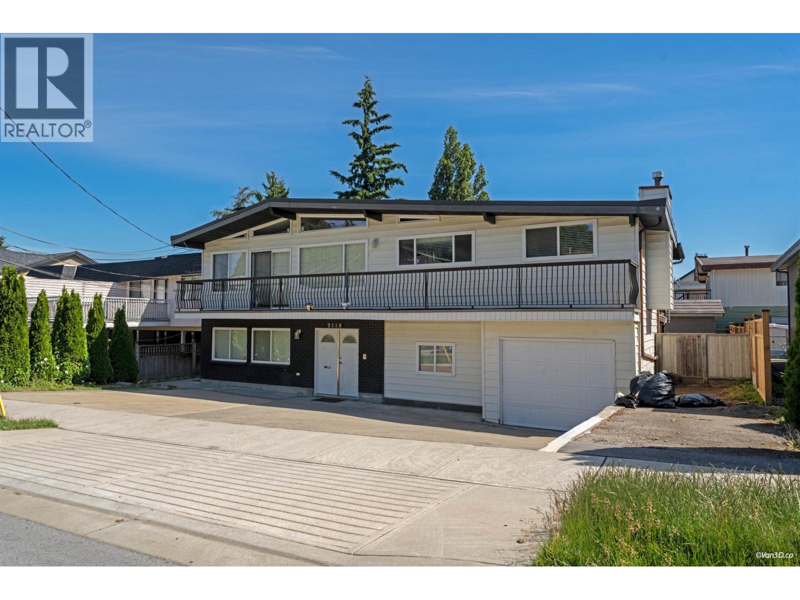 7148 6th Street Property Photo 2