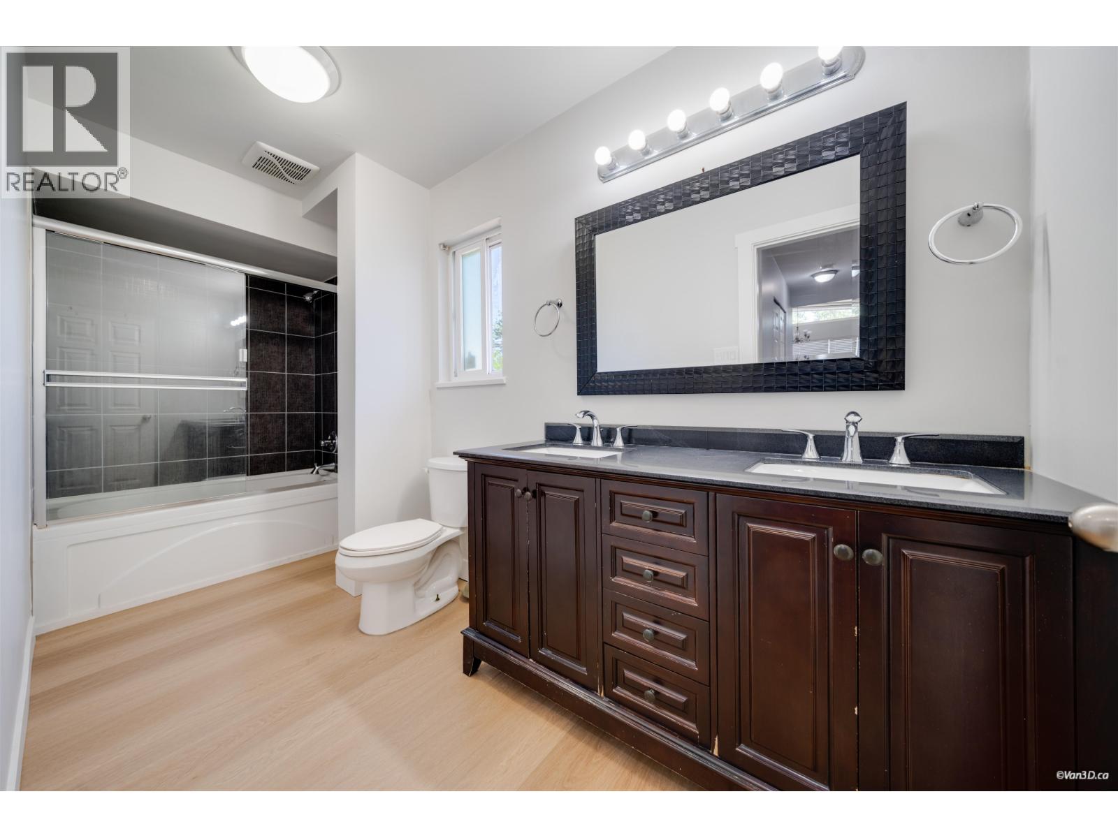 7148 6th Street Property Photo 11