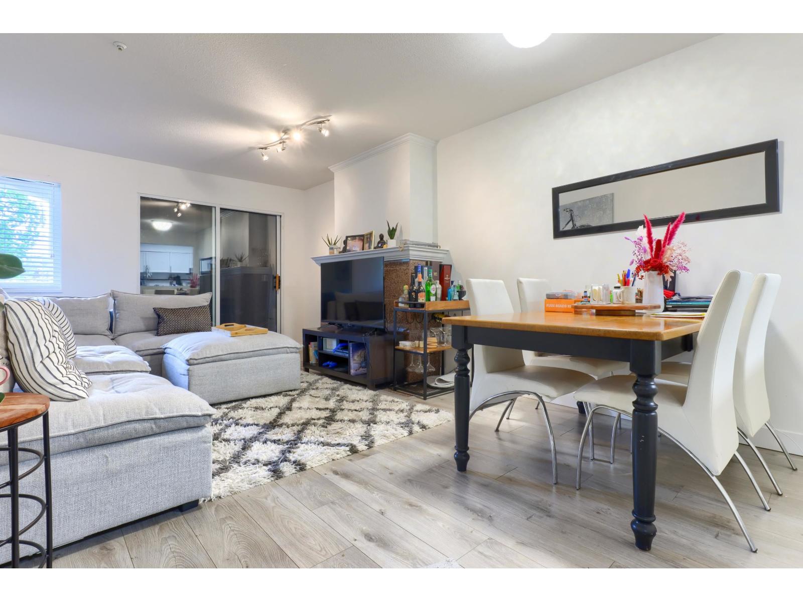 205 15213 Pacific Avenue Property Photo 6