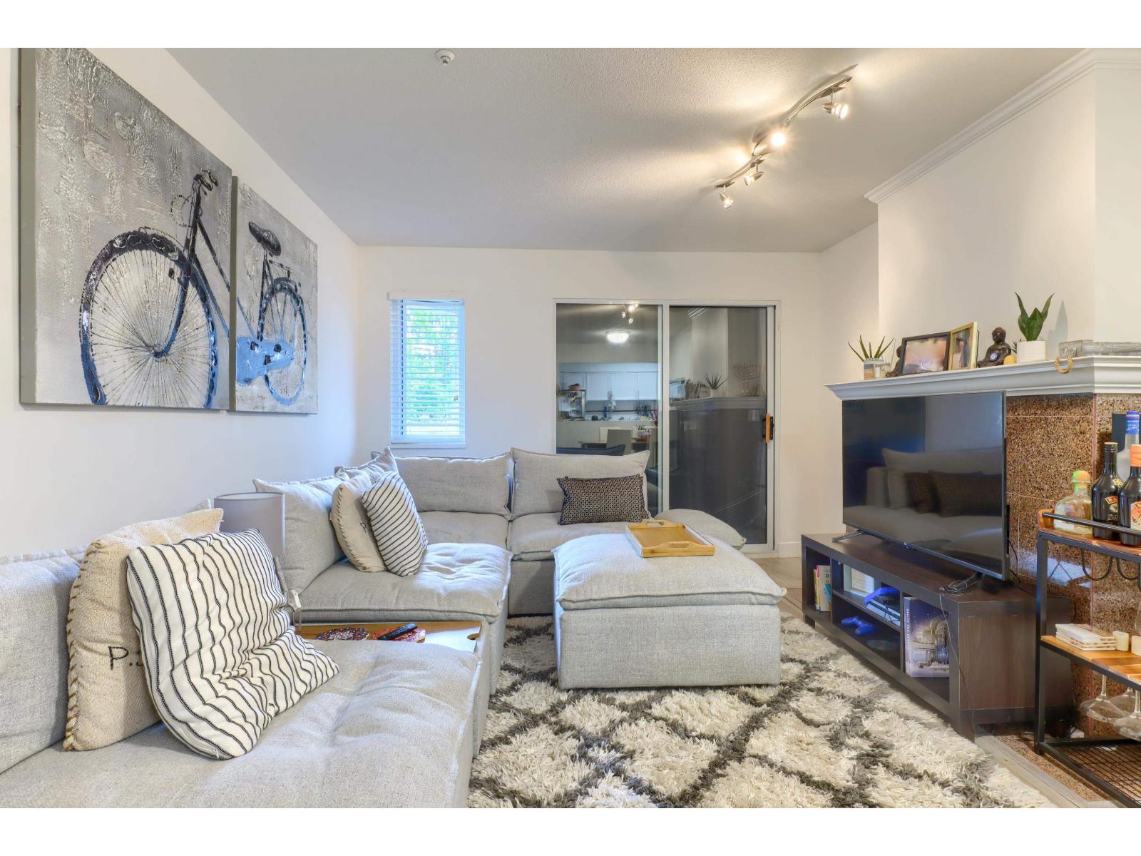 205 15213 Pacific Avenue Property Photo 8