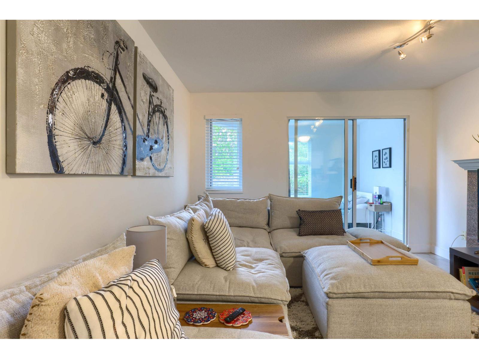 205 15213 Pacific Avenue Property Photo 11