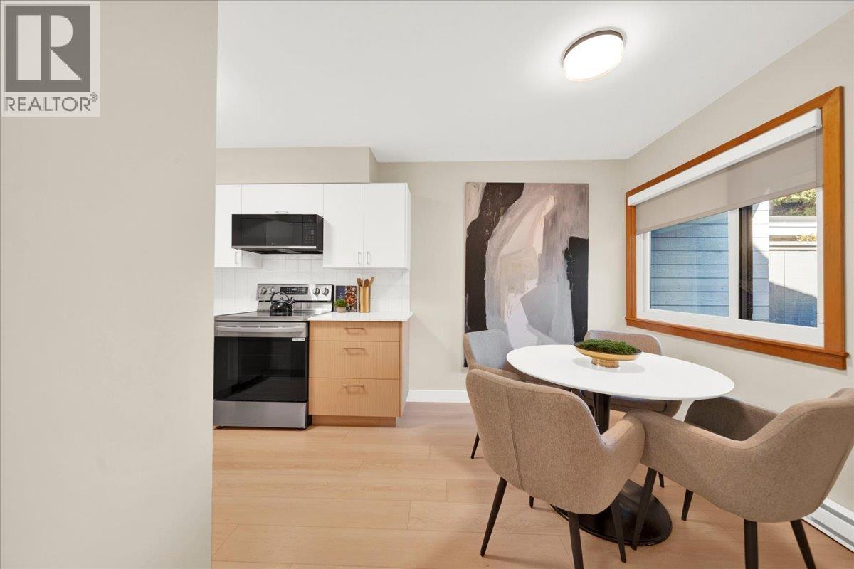 12 3851 Blundell Road Property Photo 3