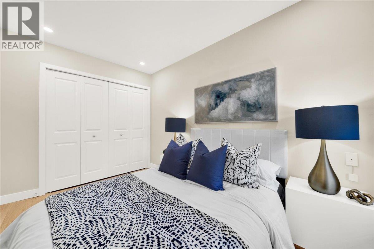 12 3851 Blundell Road Property Photo 7