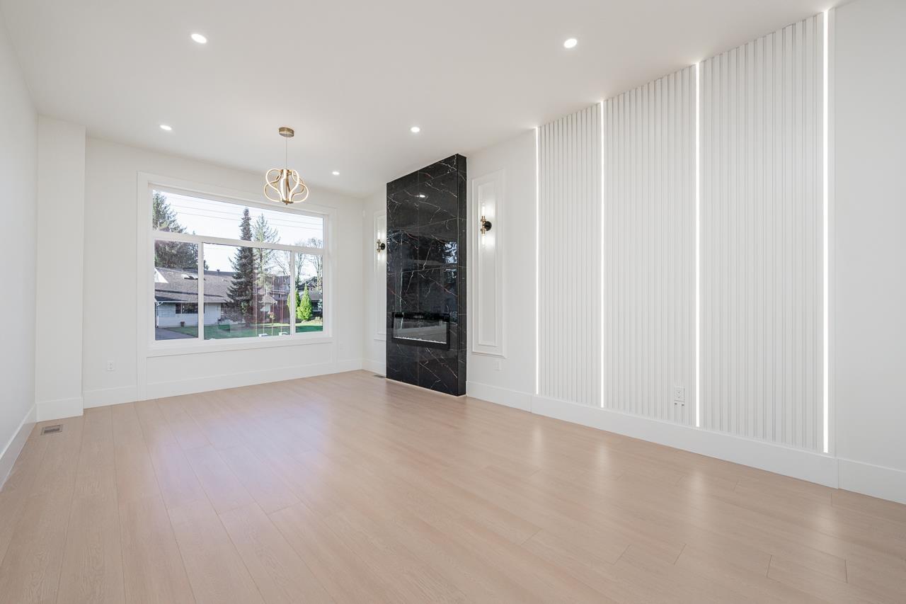 101 14259 Park Drive Property Photo 2