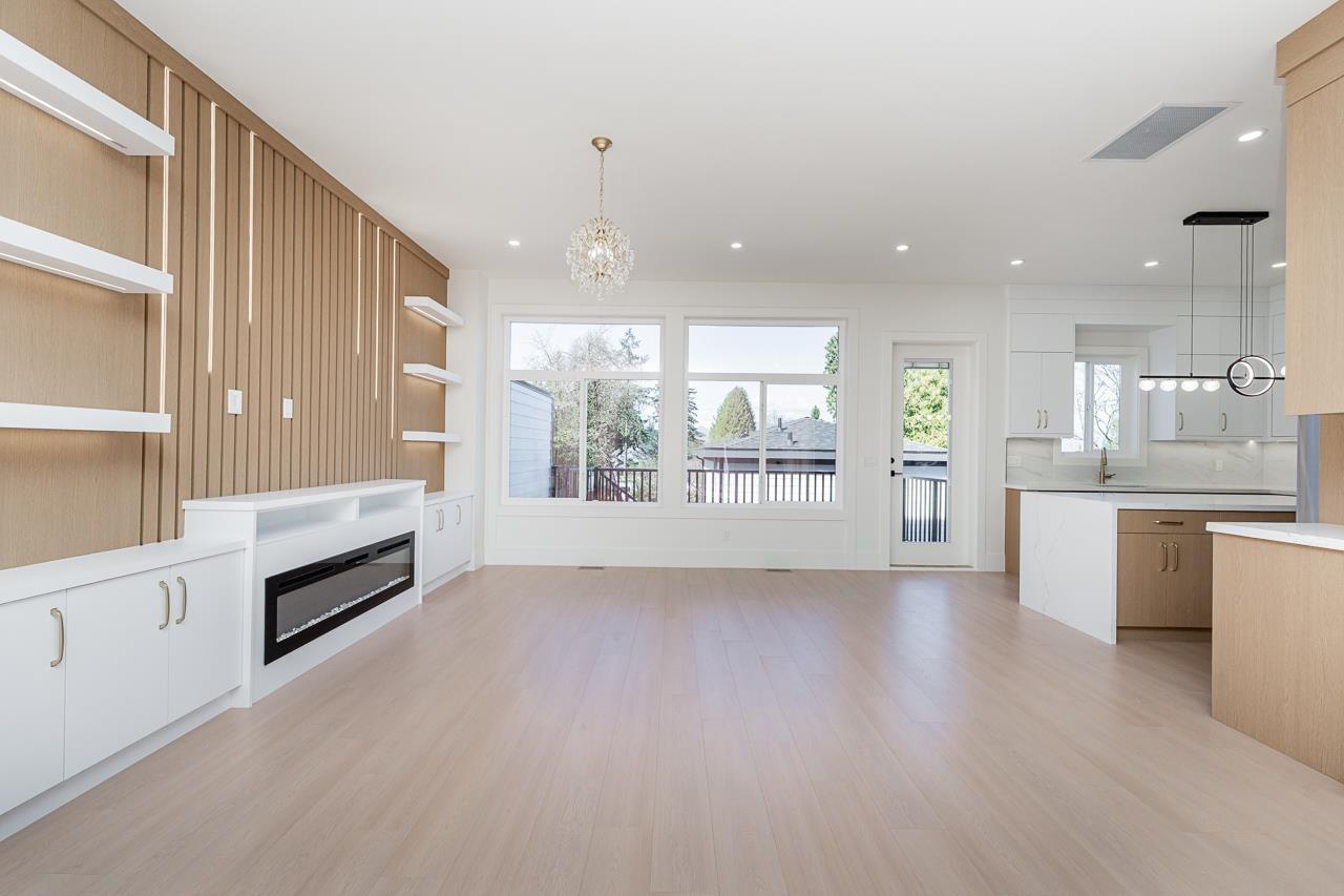 101 14259 Park Drive Property Photo 4