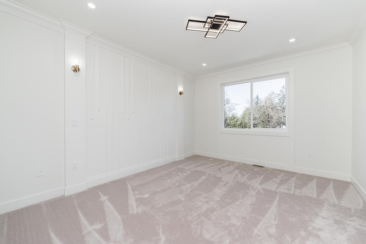 101 14259 Park Drive Property Photo 12