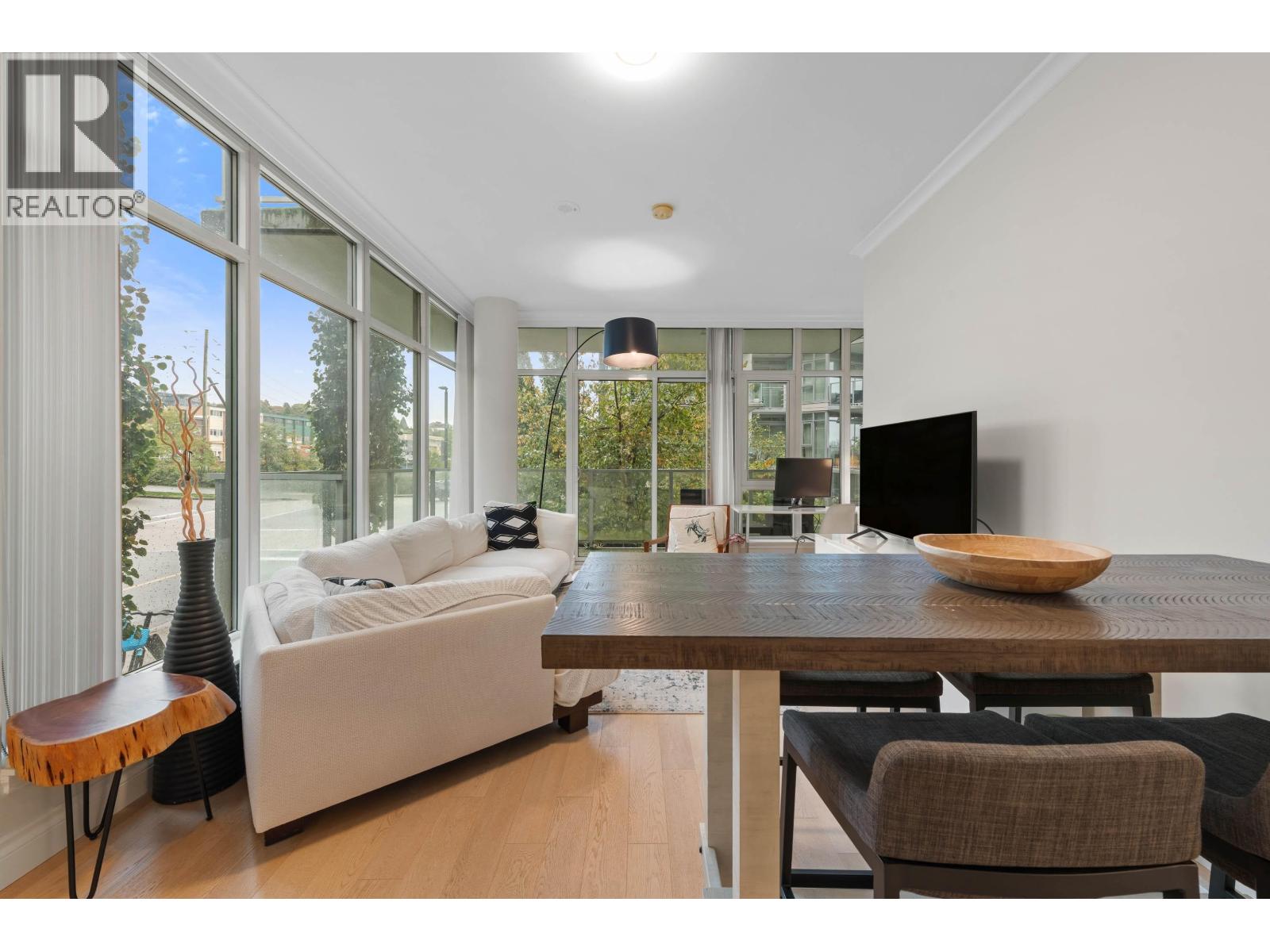 211 185 Victory Ship Way Property Photo 1