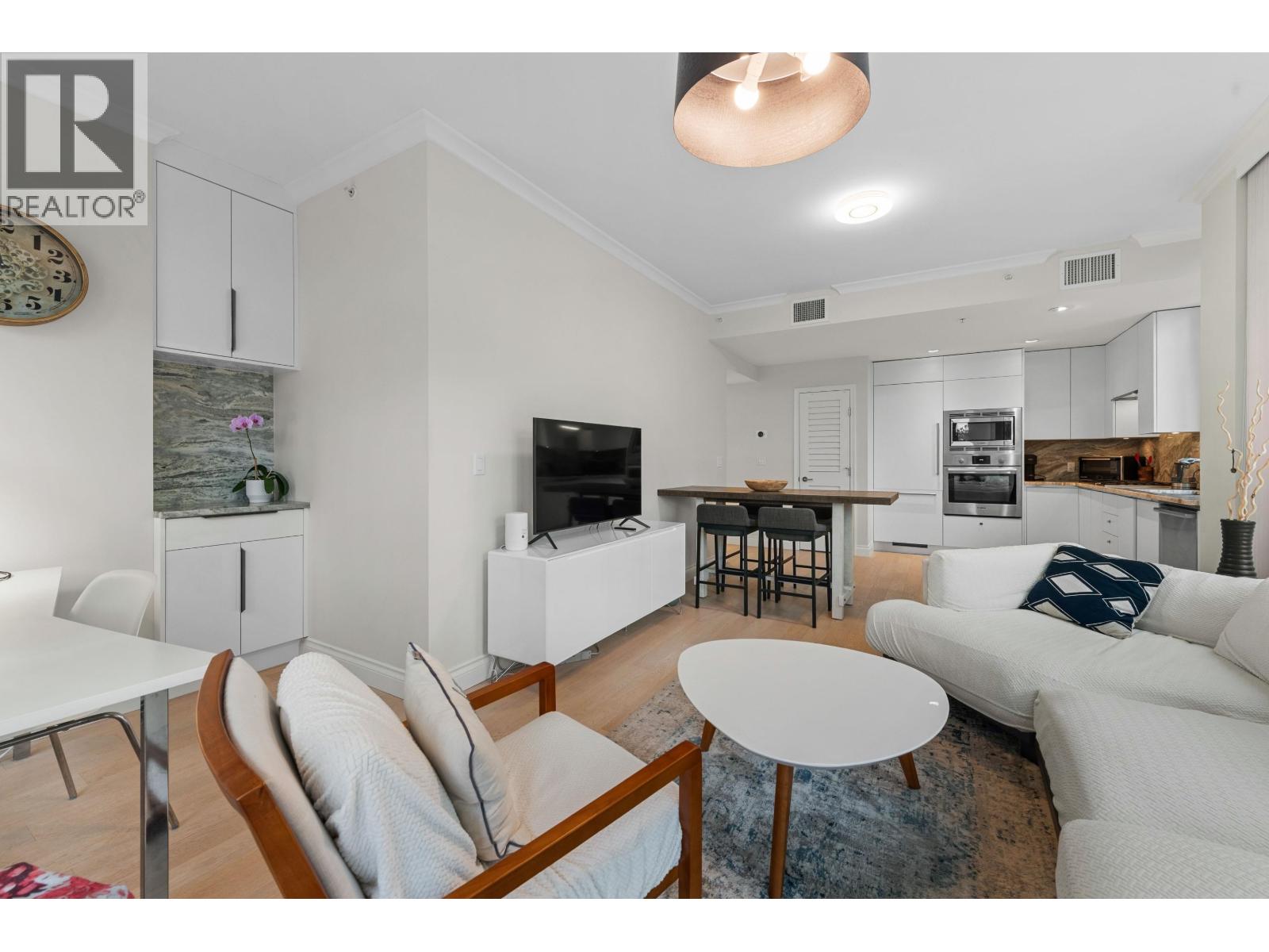 211 185 Victory Ship Way Property Photo 12