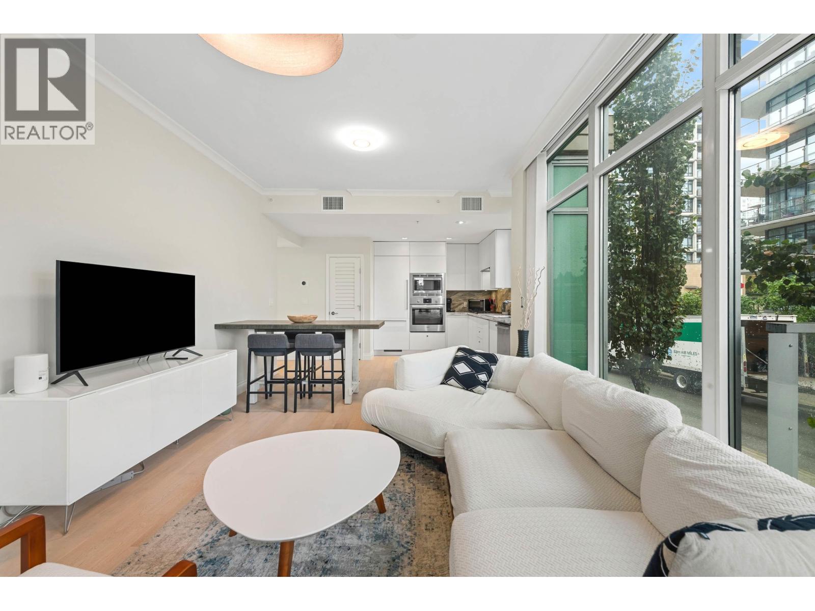 211 185 Victory Ship Way Property Photo 13