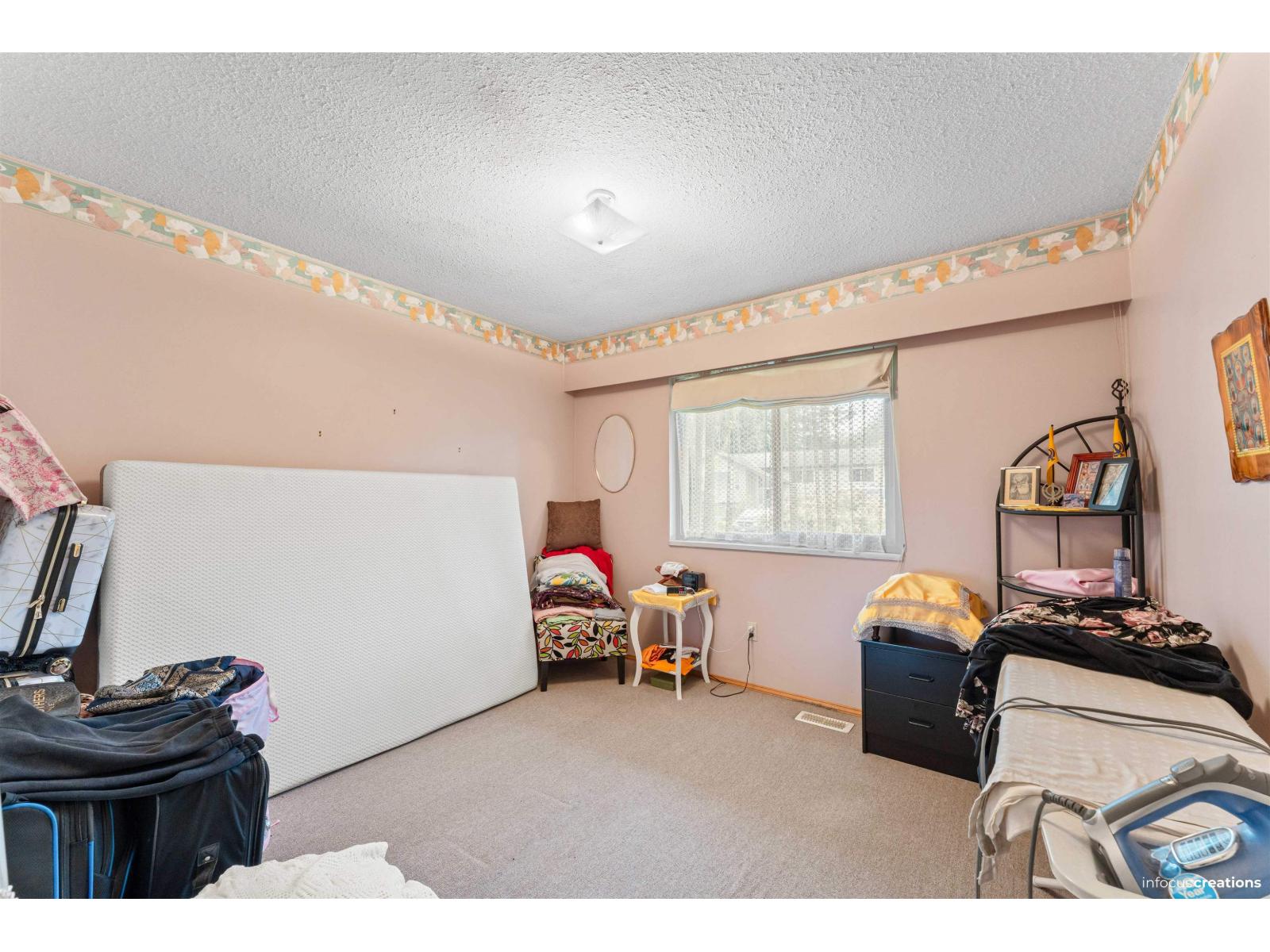 15156 93 Avenue Property Photo 11