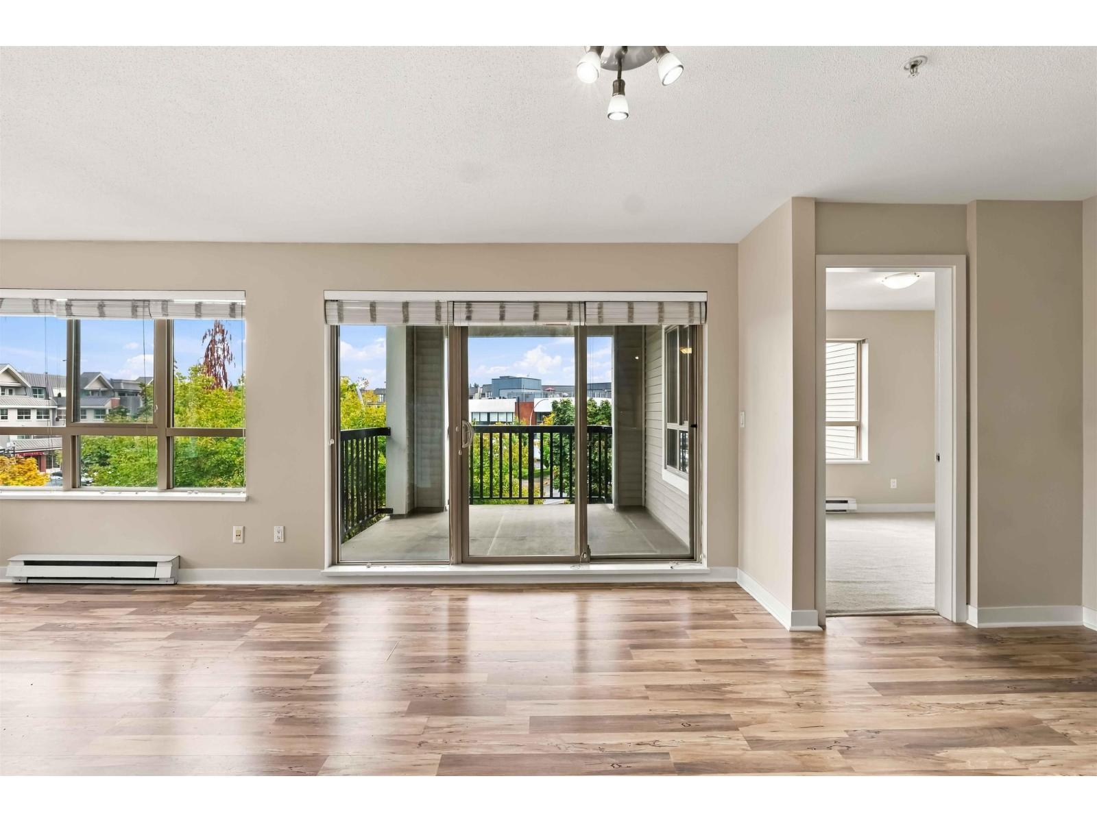 328 8915 202 Street Property Photo 15