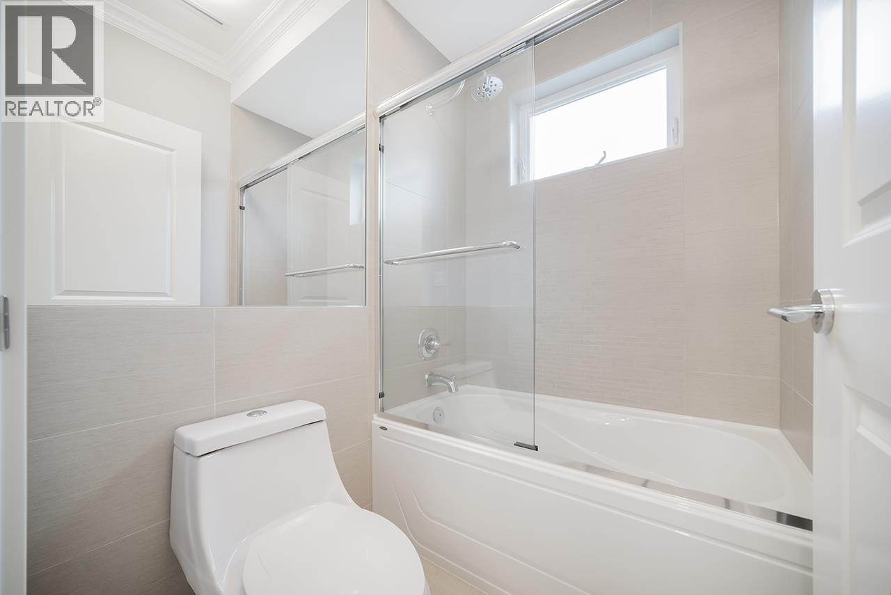 1420 W 53rd Avenue Property Photo 18