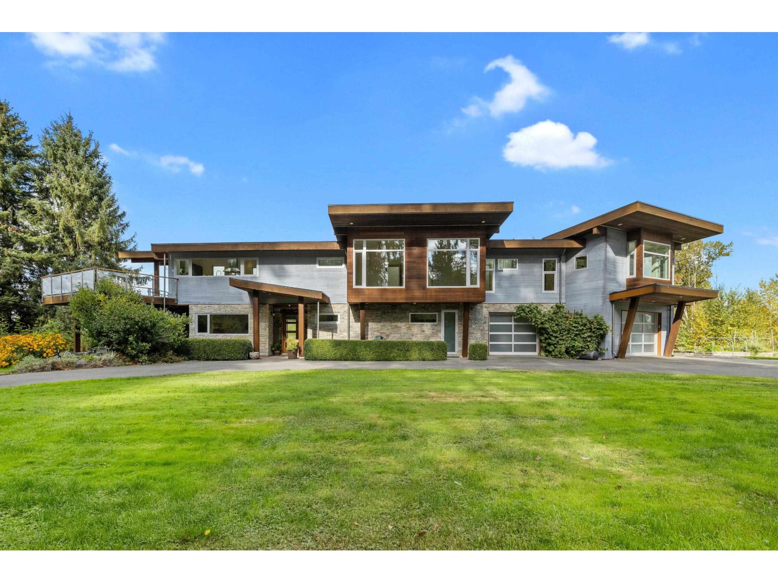 1 230 208th Street Property Photo 1