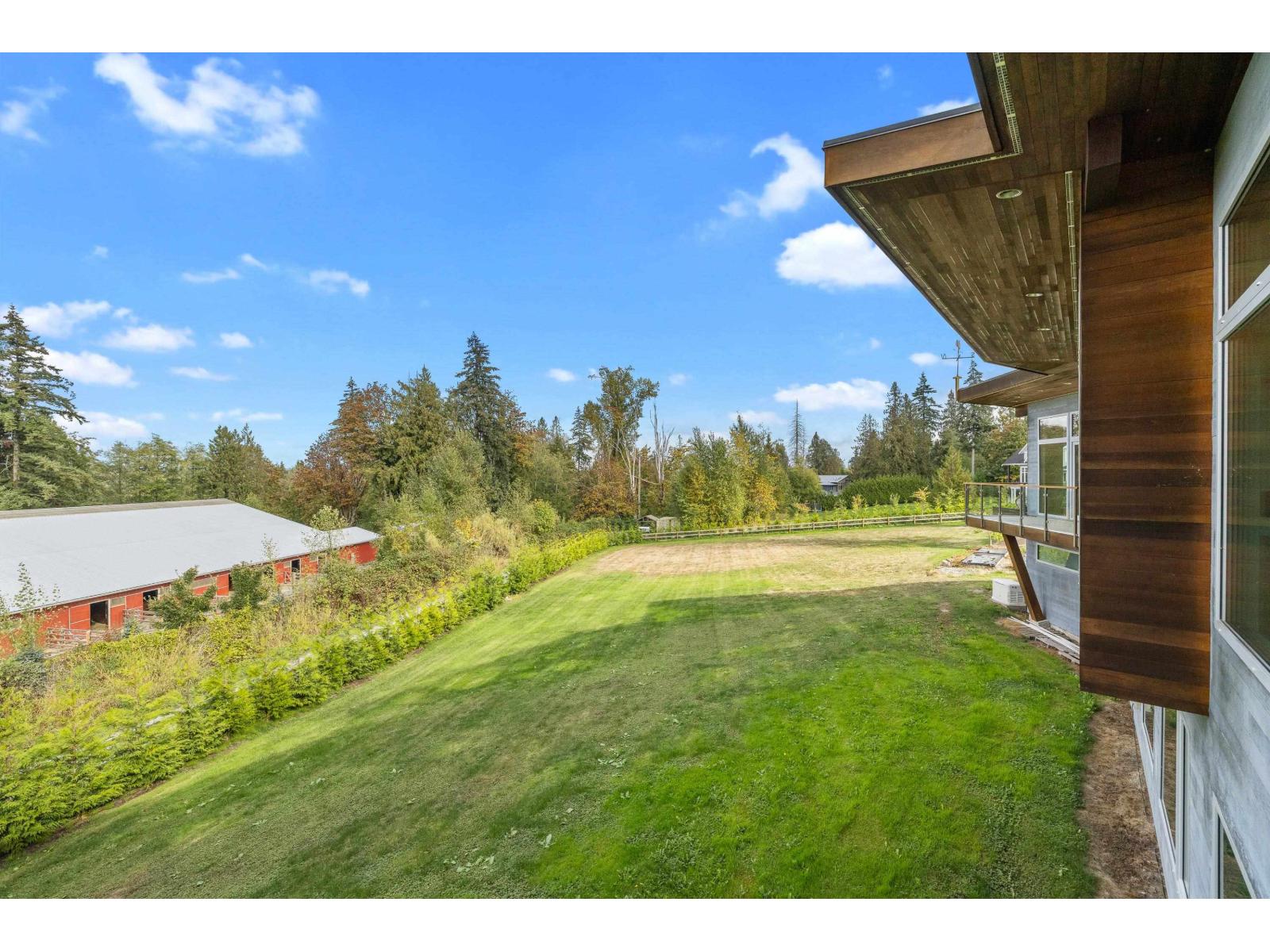 1 230 208th Street Property Photo 31