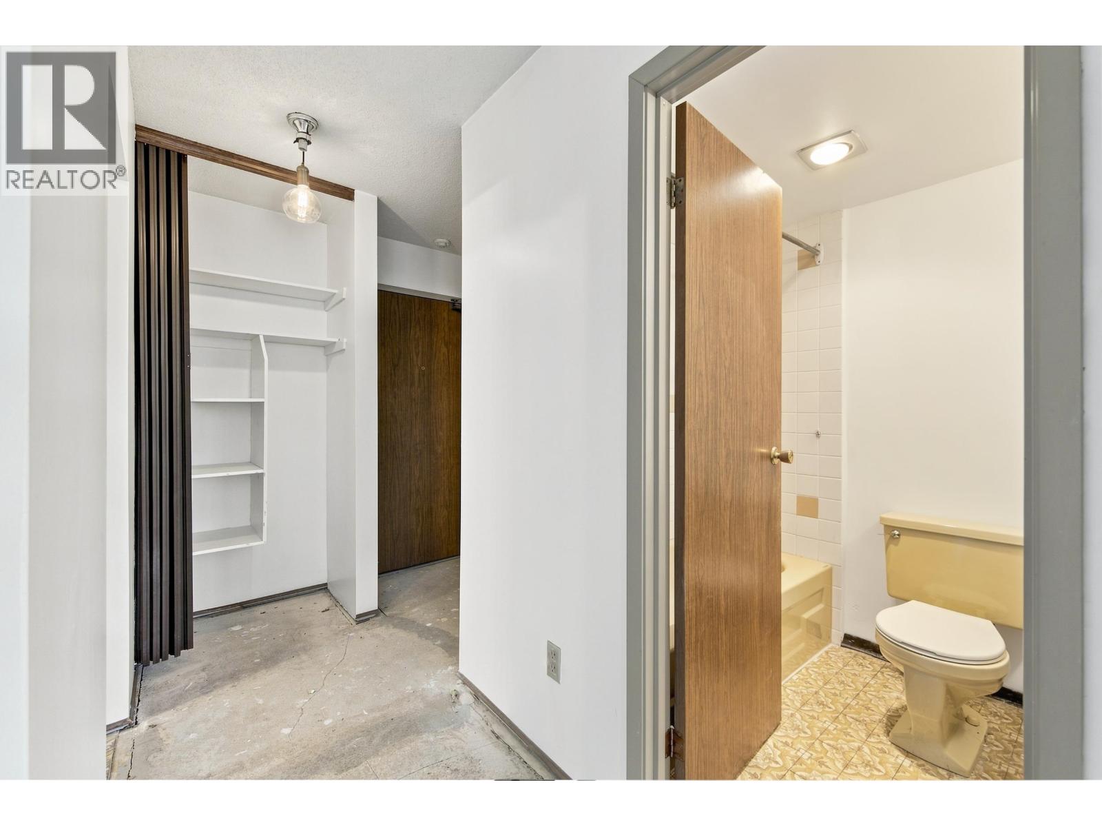 205 1825 W 8th Avenue Property Photo 17