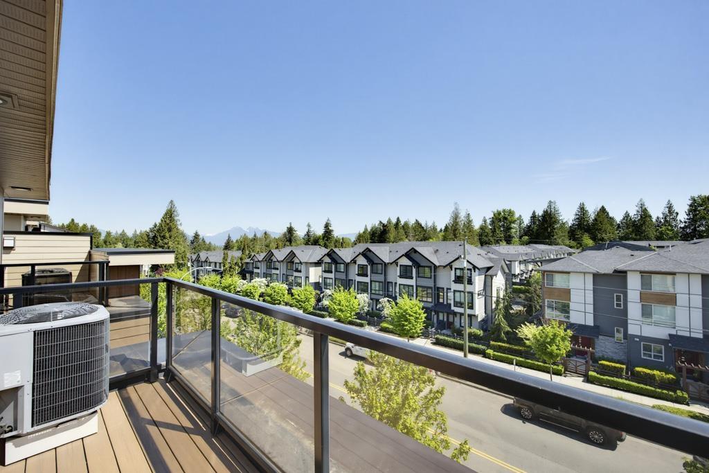 9 8567 204 Street Property Photo 18