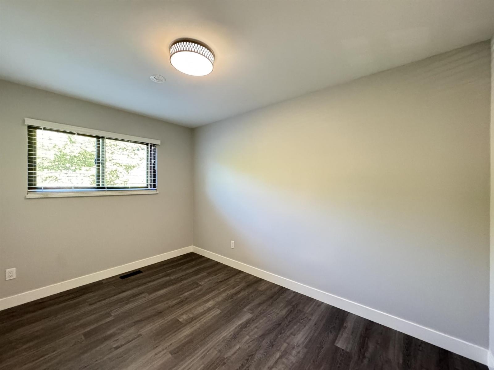 15032 Spenser Drive Property Photo 18
