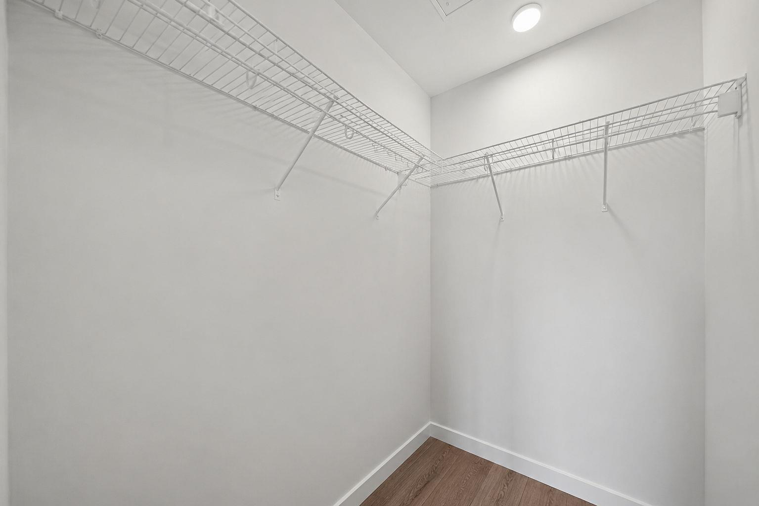 B315 20078 85 Avenue Property Photo 17